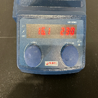 Four E's Digital Magnetic Hotplate Stirrer image 3